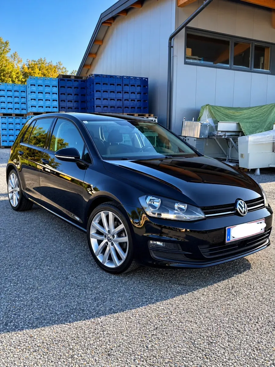 Volkswagen Golf 2013 photo 2