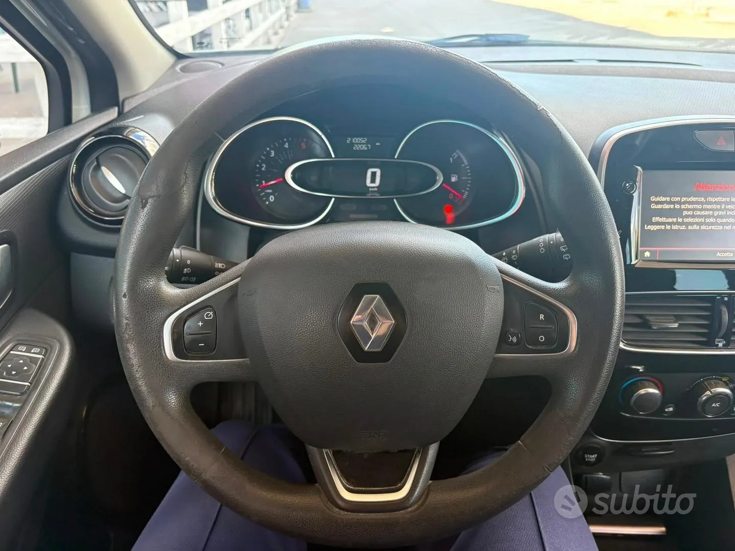 Renault Clio 2019 photo 3