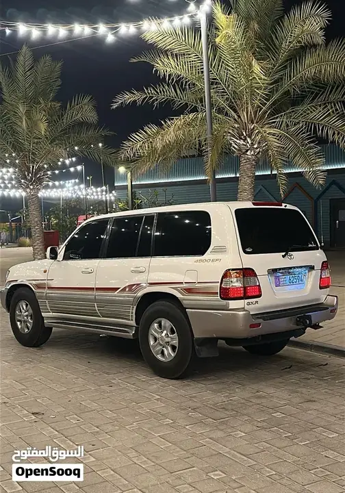 Toyota Land Cruiser Gxr 2003 photo 2