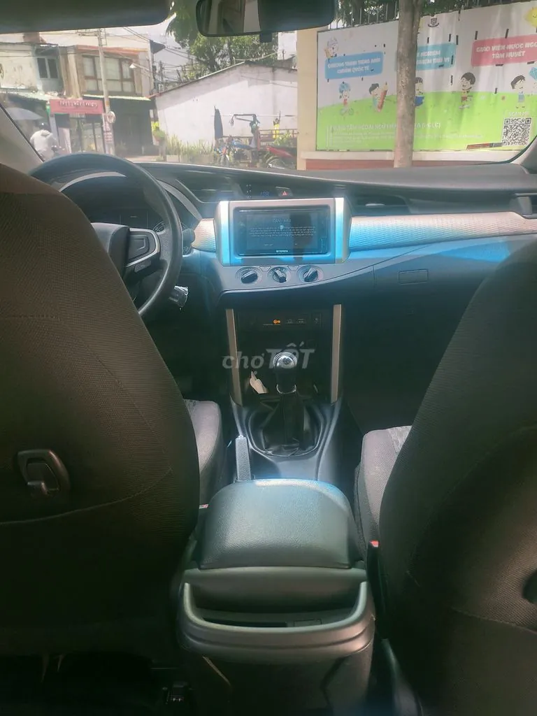 Toyota Innova 2022 photo 5