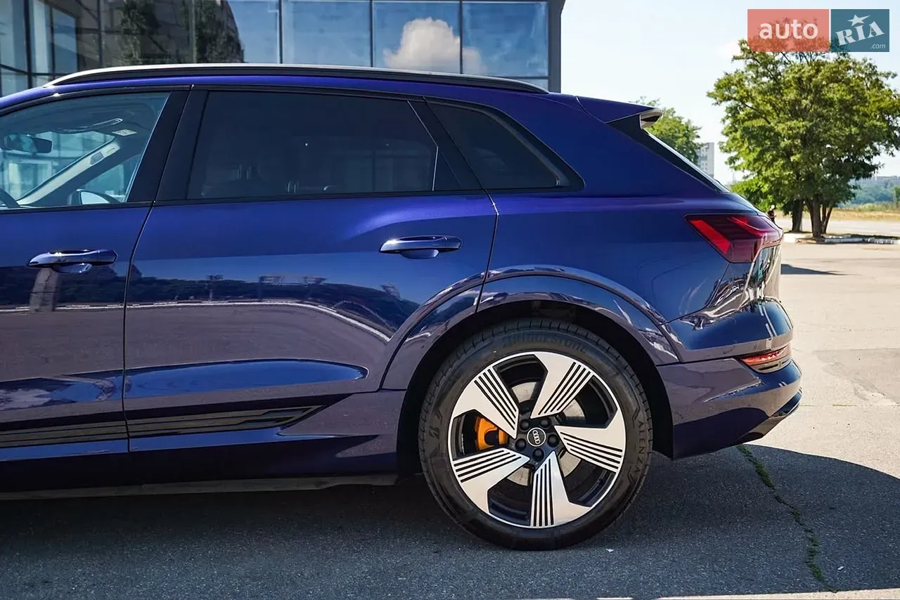 Audi E-Tron 2021 photo 5