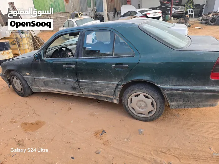 Mercedes-Benz C-Class 1999 photo 2