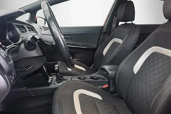 Kia Ceed 2018 photo 4