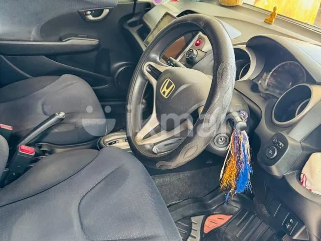 Honda Fit 2010 photo 4