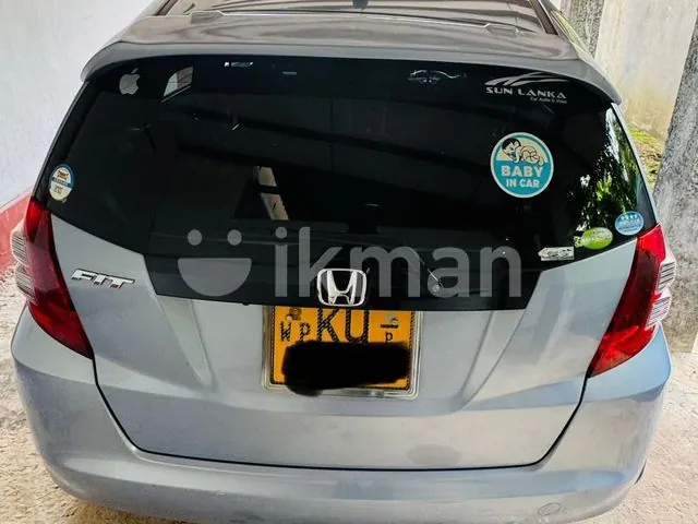 Honda Fit 2010 photo 2
