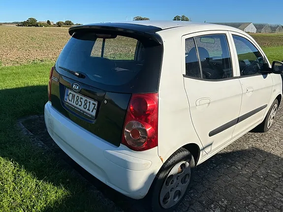 Kia Picanto 2010 photo 3