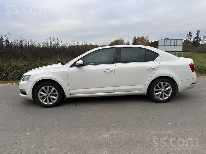 Skoda Octavia 2018 photo 2