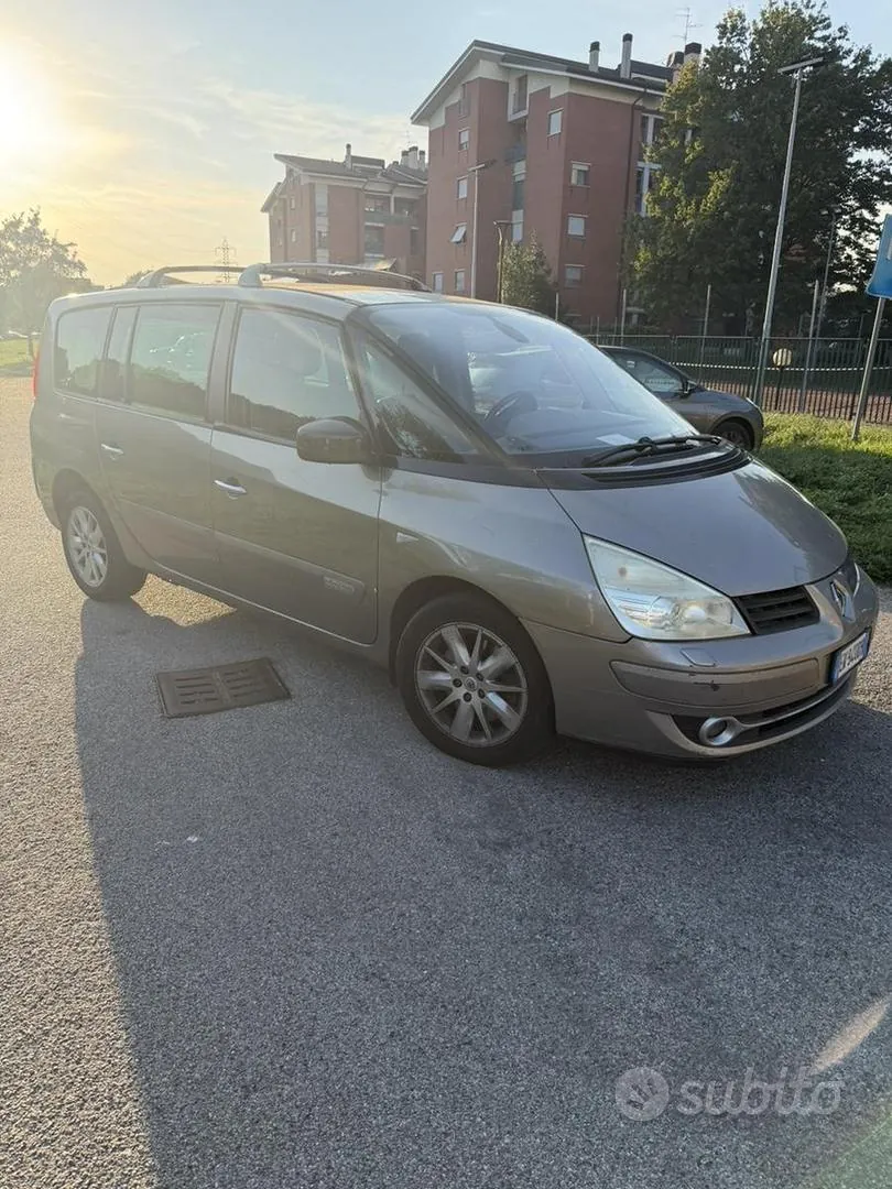 Renault Espace 2010 photo 4