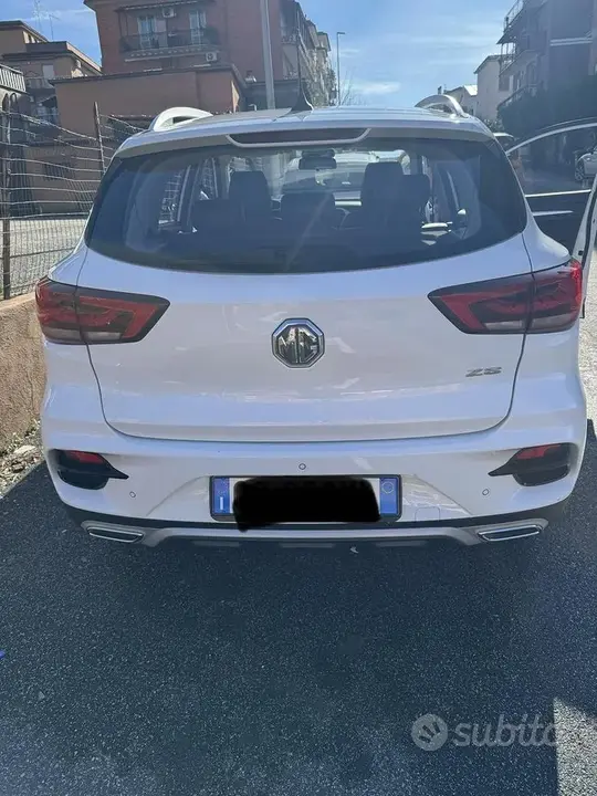 MG Zs