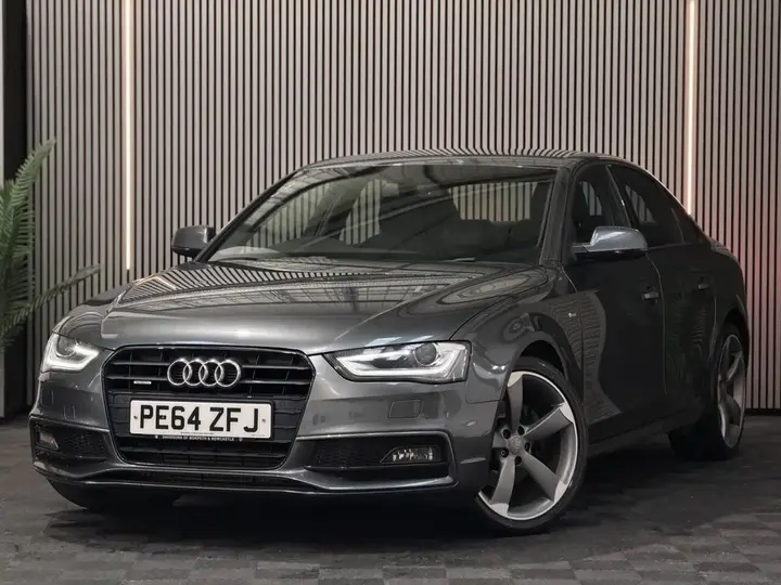 Audi A4 2014 photo 2