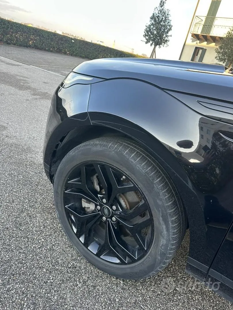 Land Rover Range Rover Evoque 2020 photo 4