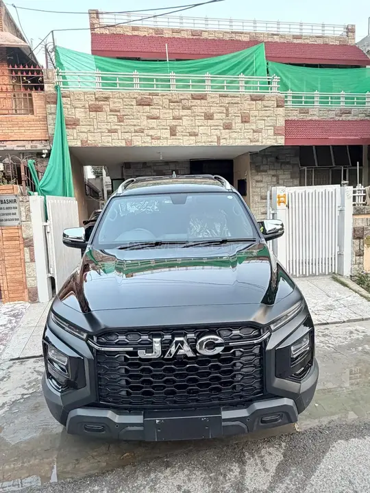 JAC T9