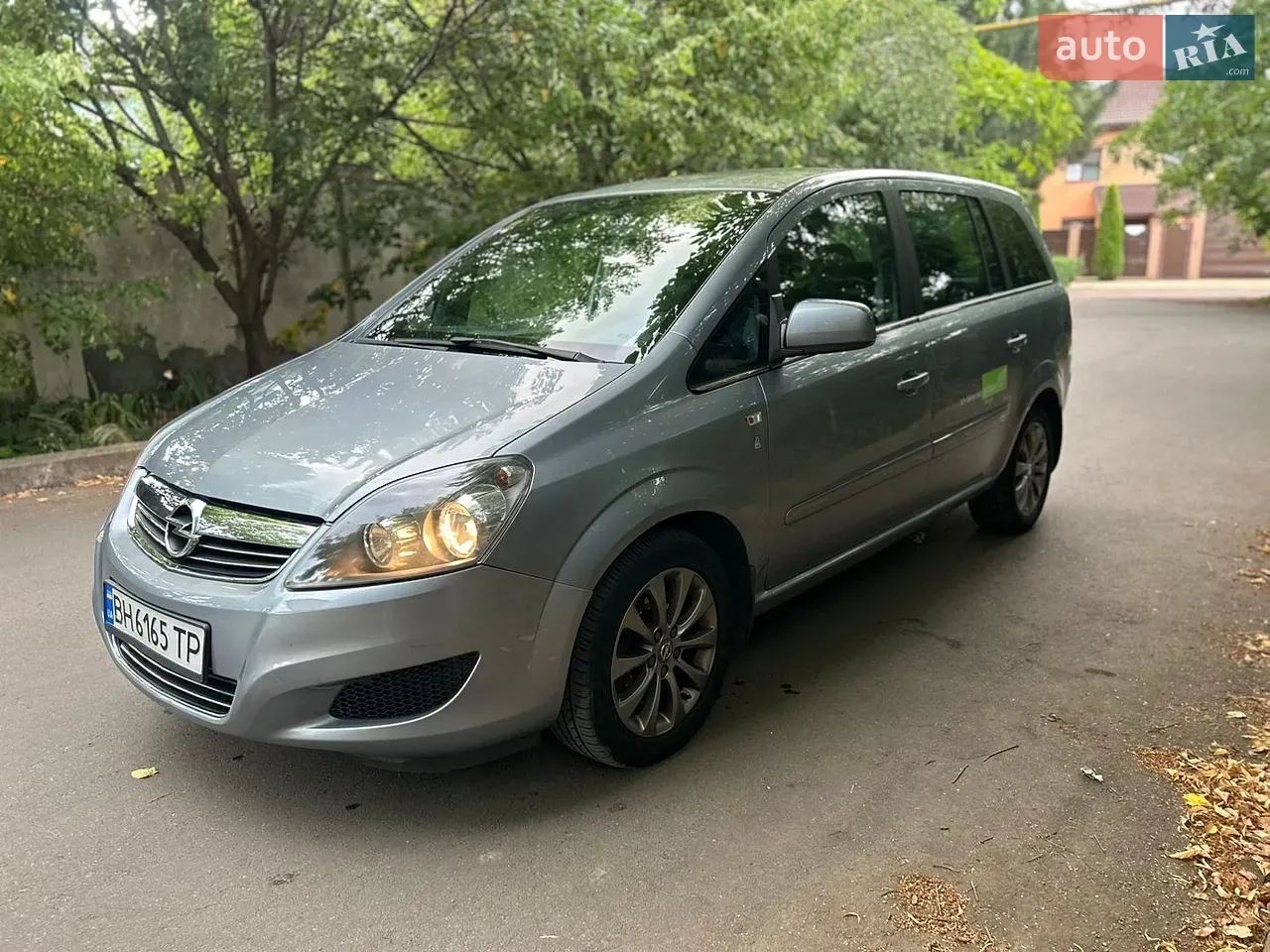 Opel Zafira 2010 photo 5