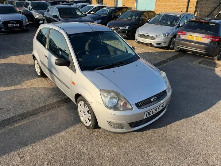 Ford Fiesta 2008 photo 4
