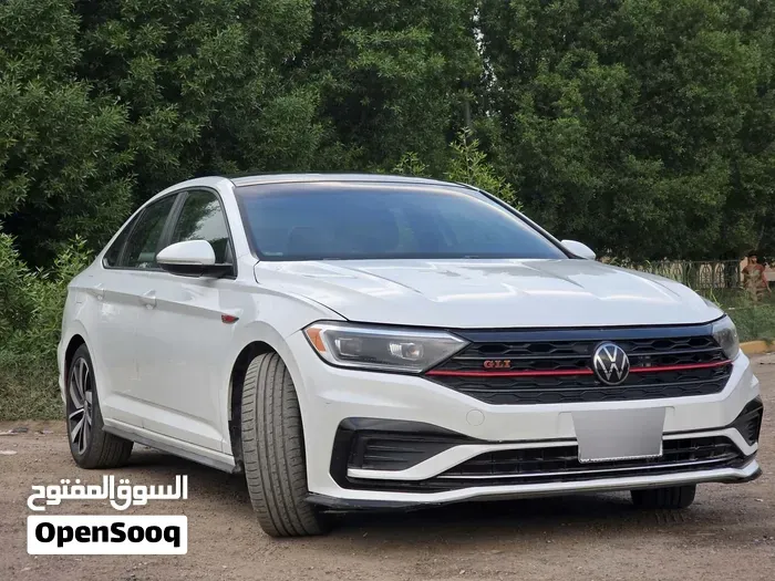 Volkswagen Jetta 2019 photo 2