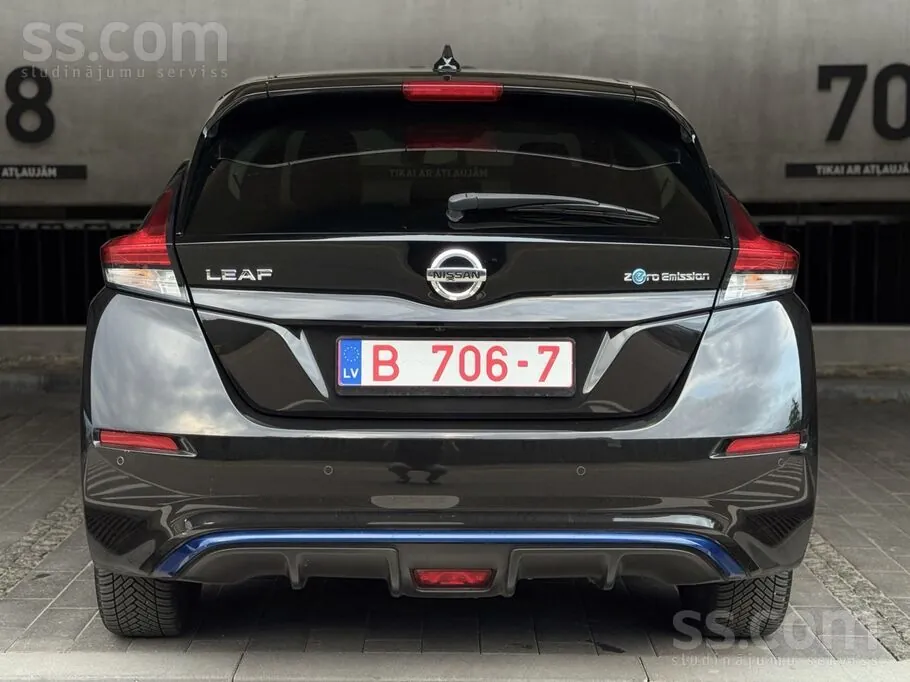 Nissan Leaf 2021 photo 5