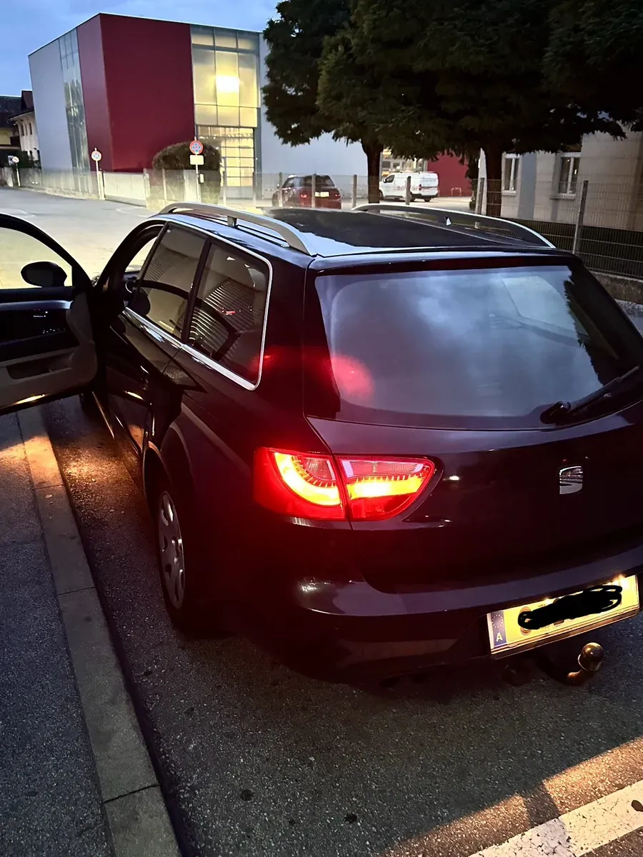 Seat Exeo 2010 photo 3