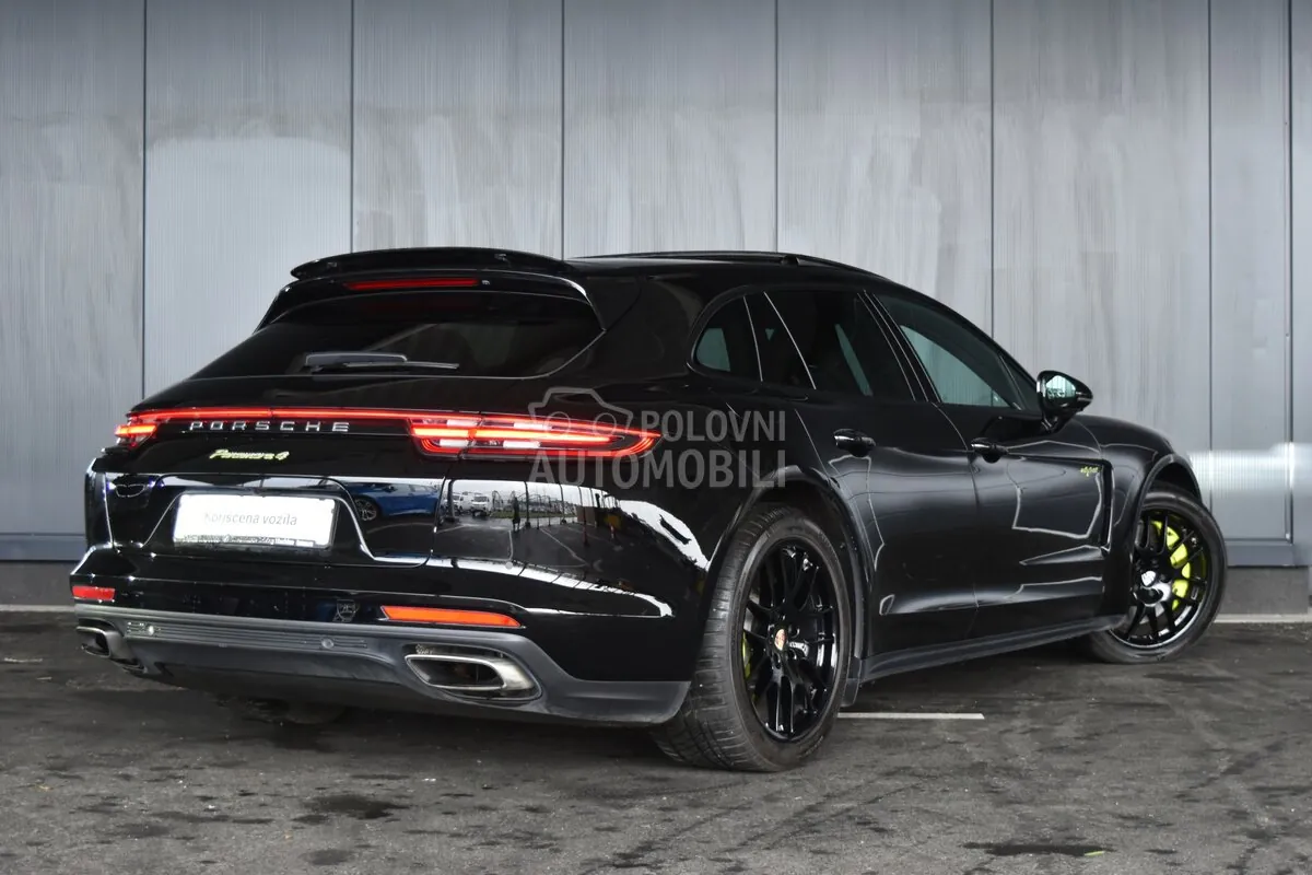 Porsche Panamera 2018 photo 2
