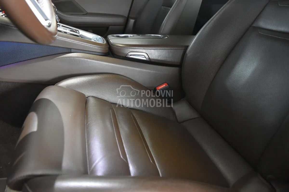 Porsche Panamera 2018 photo 5