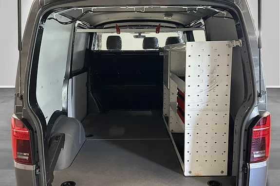Volkswagen Transporter 2022 photo 5