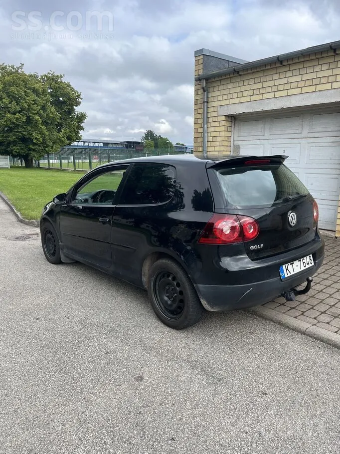 Volkswagen Golf 2005 photo 3