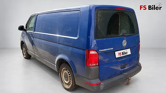 Volkswagen Transporter 2018 photo 2