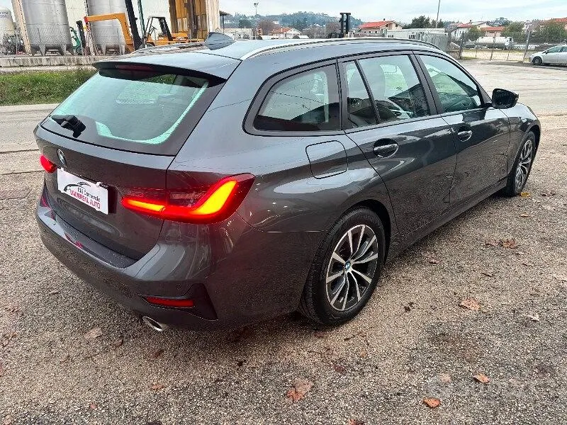 BMW 3 Series 2021 photo 5