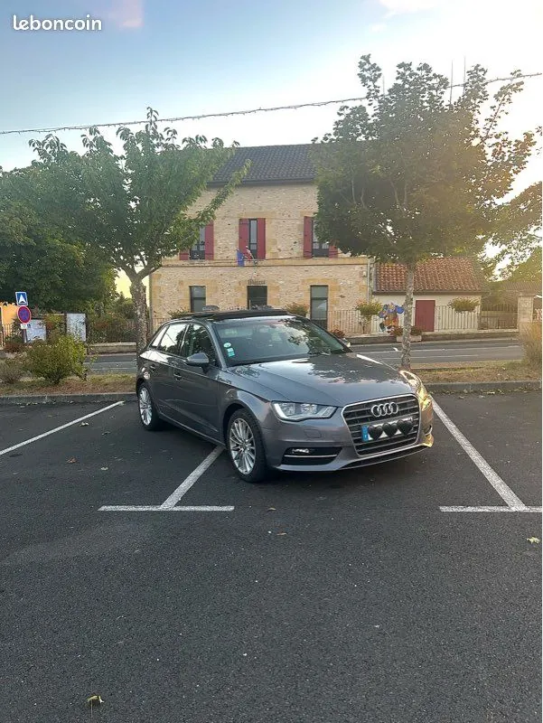 Audi A3 2015 photo 3