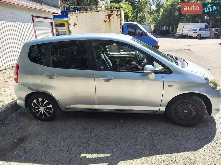 Honda Jazz 2004 photo 3