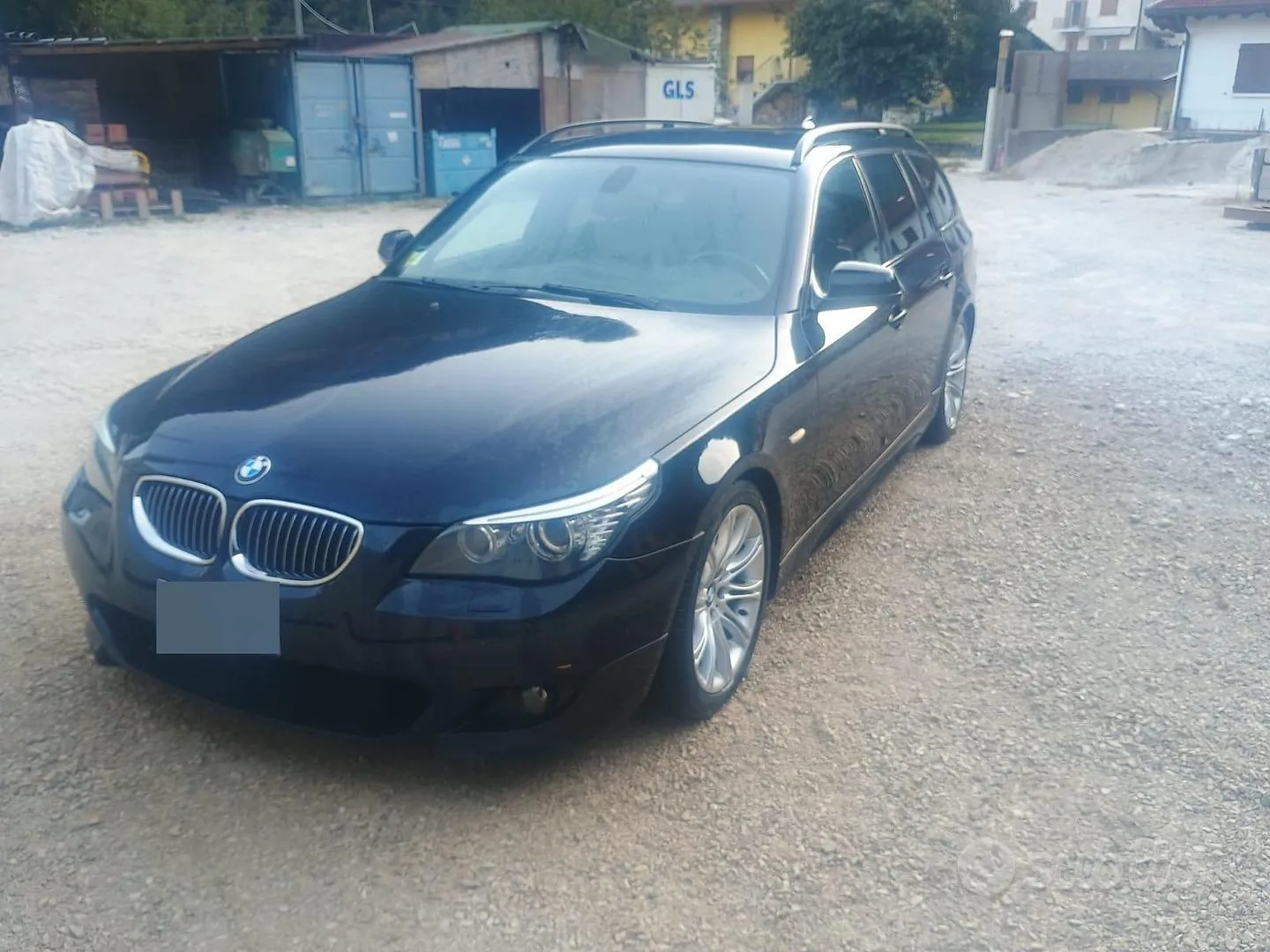 BMW E60 2010 photo 3