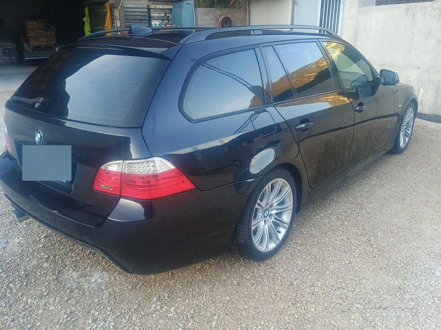 BMW E60 2010 photo 2