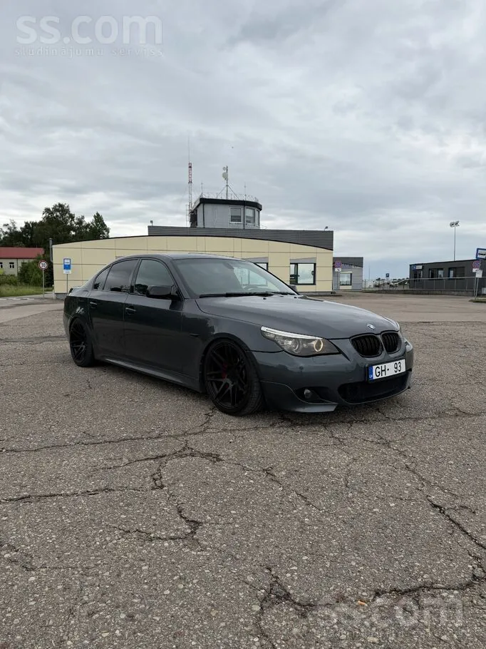 BMW 525D 2009 photo 3