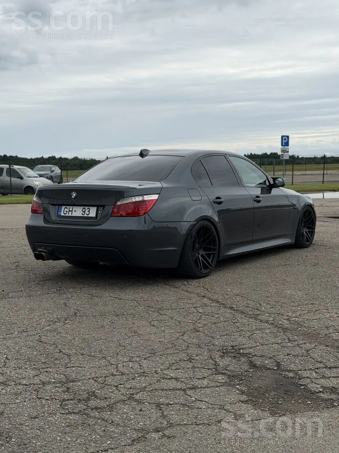 BMW 525D 2009 photo 4