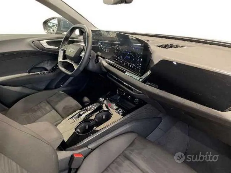 Audi A5 Avant 2025 photo 3