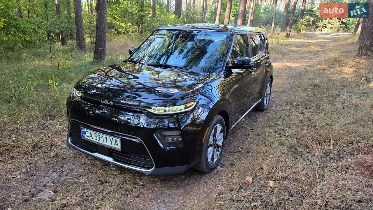 Kia Soul 2023 photo 2