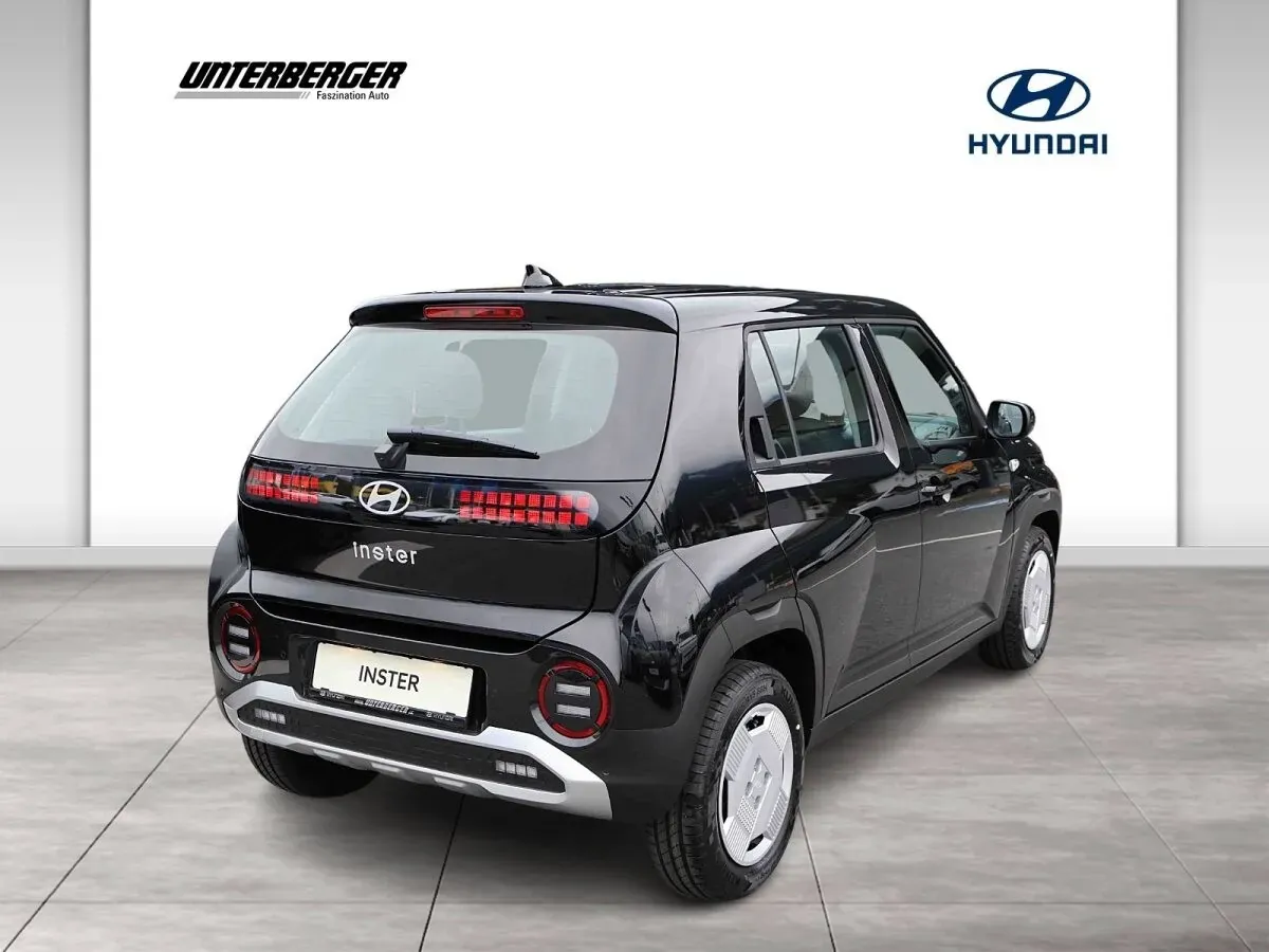 Hyundai Inster photo 2
