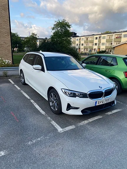 BMW 330E
