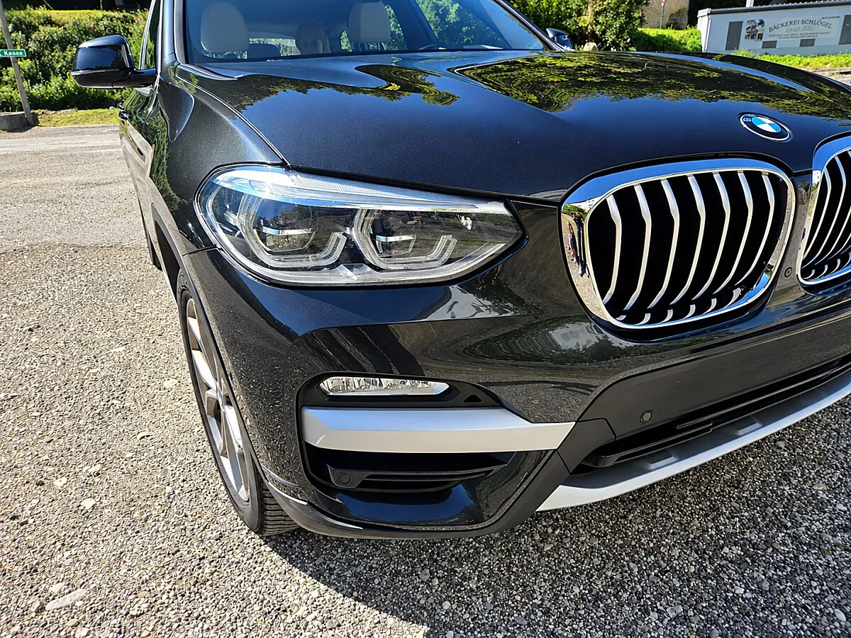 BMW X3 2018 photo 2