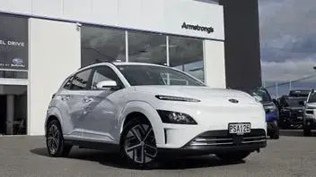 Hyundai Kona 2023 photo 2