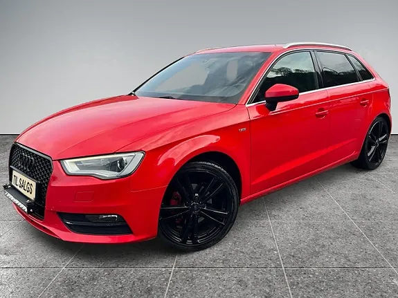 Audi A3 2015 photo 2
