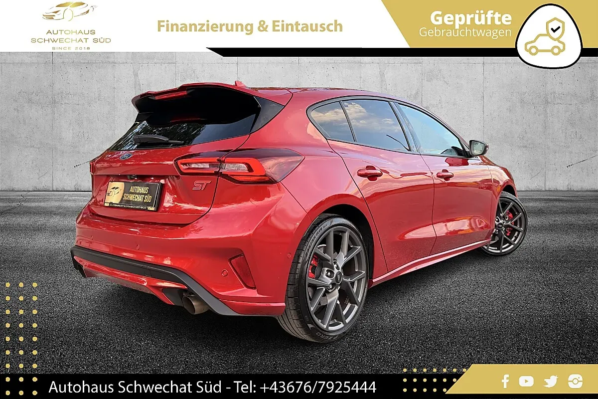 Ford Focus 2023 photo 3