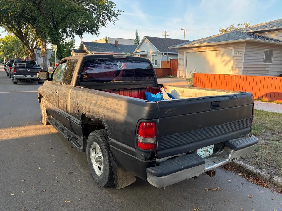Dodge Ram 1500 1999 photo 3