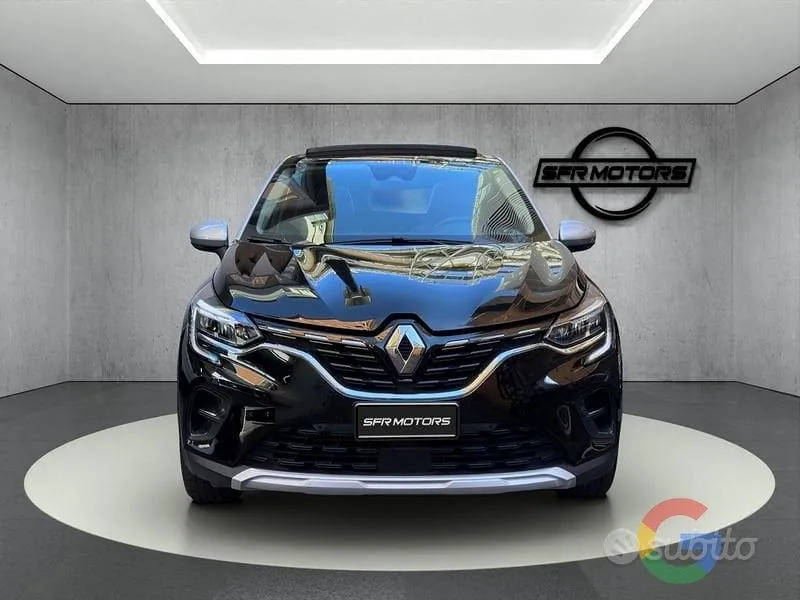 Renault Captur 2023 photo 2