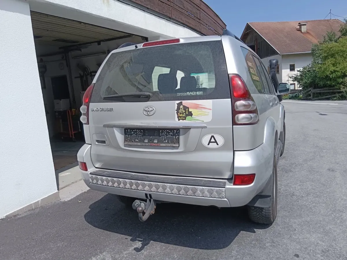 Toyota Land Cruiser 2008 photo 3