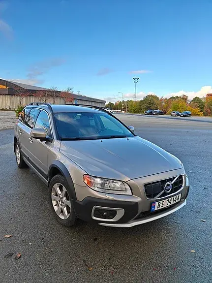 Volvo Xc70 2011 photo 2