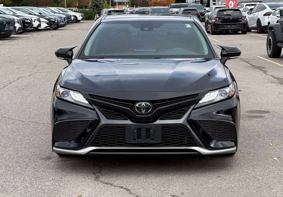 Toyota Camry 2024 photo 3