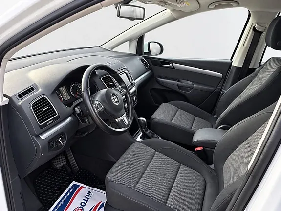 Volkswagen Sharan 2015 photo 5