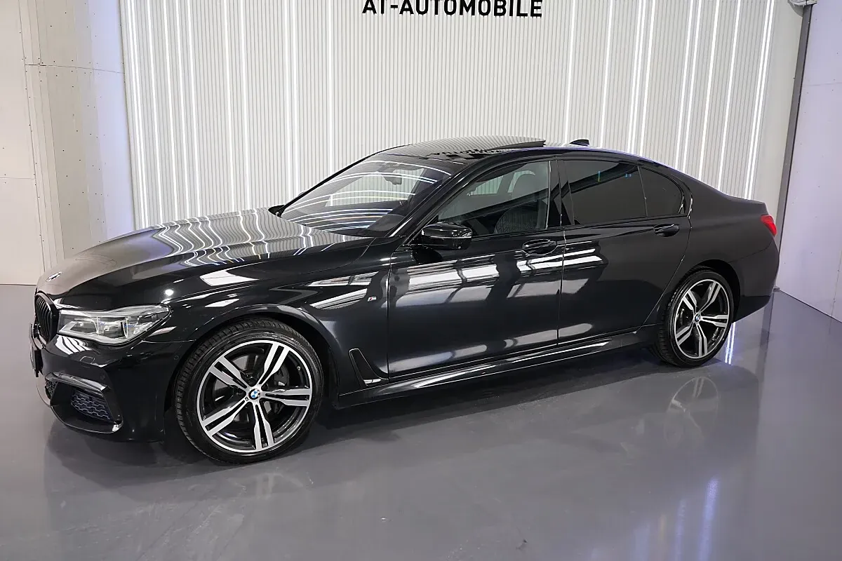 BMW 7 Series 2016 photo 3