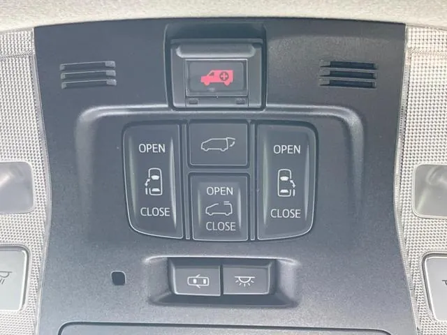 Toyota Versa 2018 photo 5