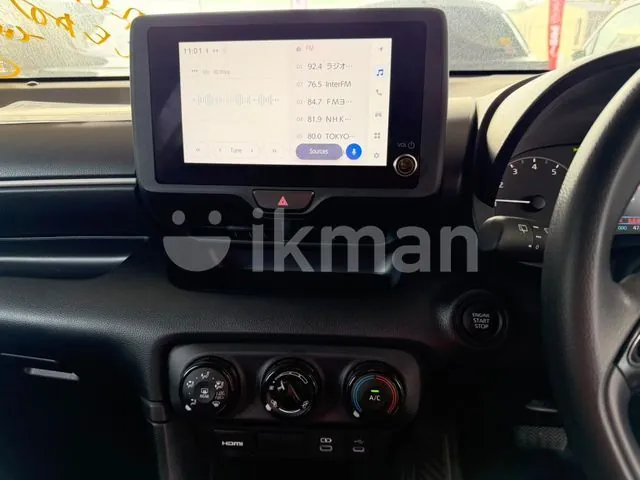 Toyota Yaris 2025 photo 4